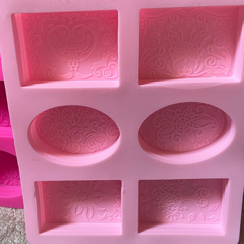 Pink Silicone 3D  Mold for 🧼 Soaps, Crafts, Candles